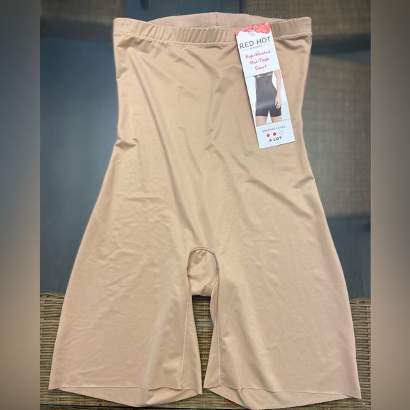 Spanx Red Hot Shaper MWT - Picture 3 of 4